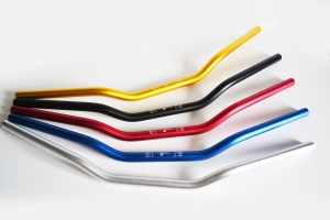 SUZUKI Gladius 650 2009-2015 GuiDon STreetBar 22mm GUIDON STREET 22.2 mm